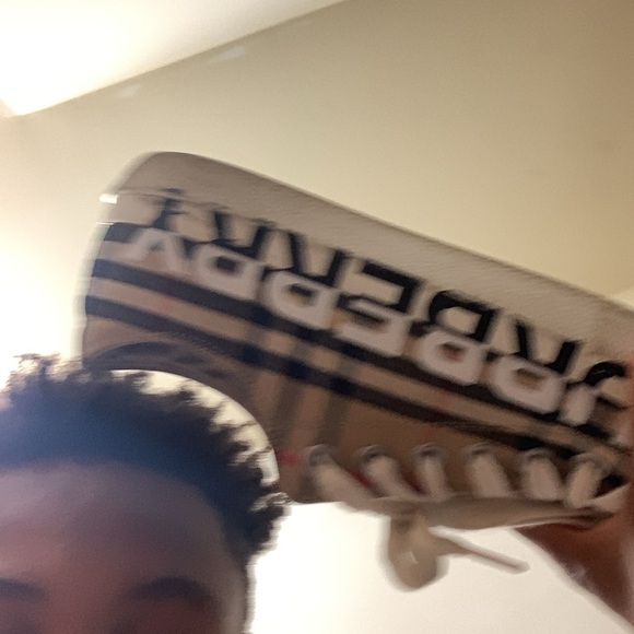 The Burberry in good condition I just need a some new shoes - Picture 15 of 16